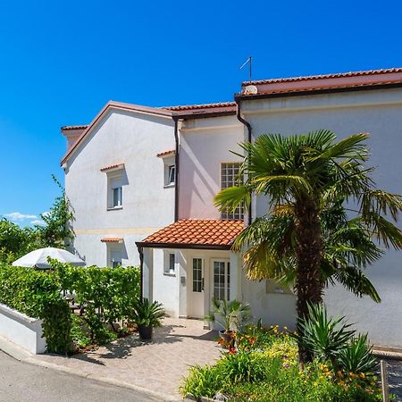 Apartments By The Sea Njivice, Krk - 5296 Luaran gambar