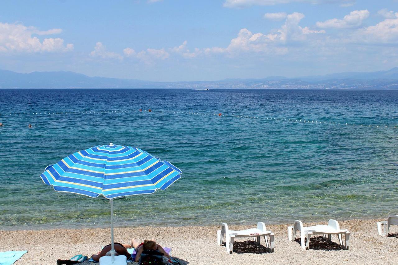 Apartments By The Sea Njivice, Krk - 5296 Luaran gambar