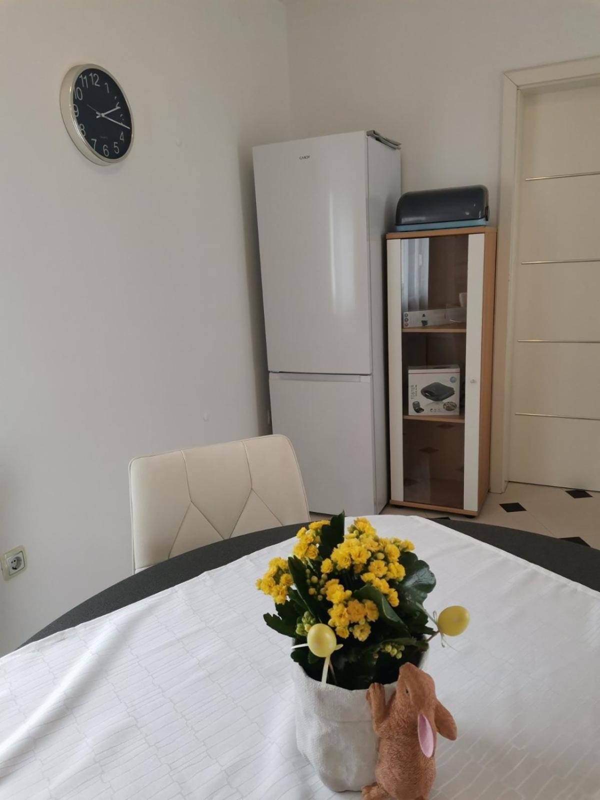 Apartments By The Sea Njivice, Krk - 5296 Bilik gambar